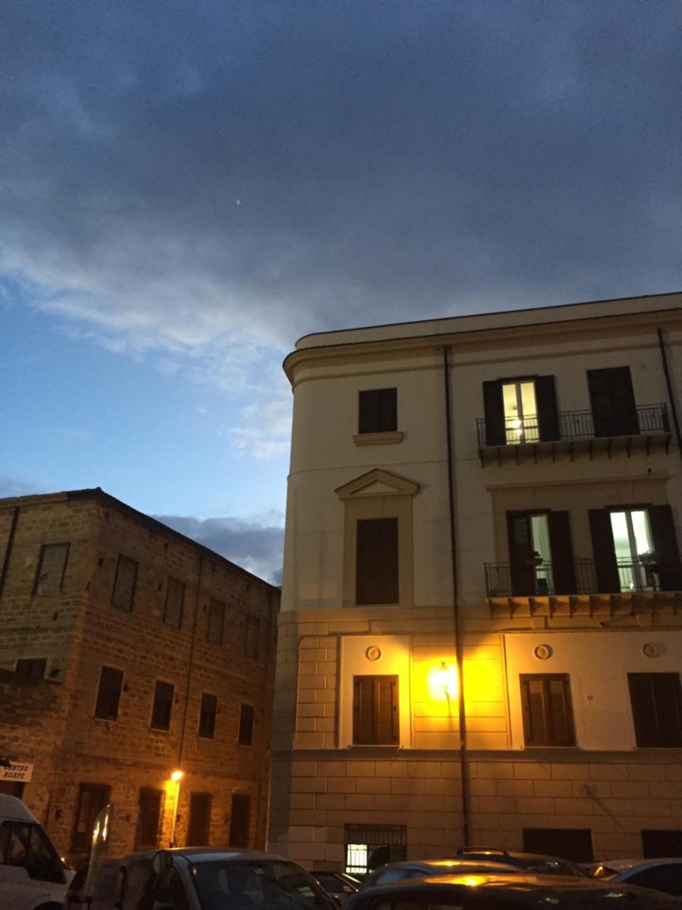 B&B Ohana Palermo Bagian luar foto